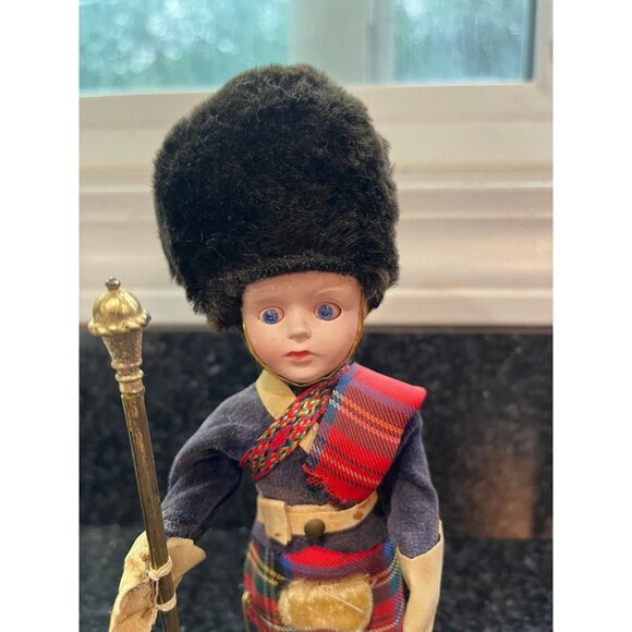 Vintage 1950's Scottish Drum Major Doll Carrying Ceremonial Mace 7" Full Costume - Picture 5 of 10